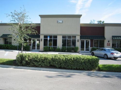 1208-740 Stirling Center Pl, LAKE MARY, FL, 32746-4890 | Card Image