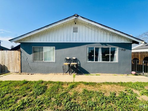 713 Iris St, Bakersfield, CA, 93308-9372 | Card Image