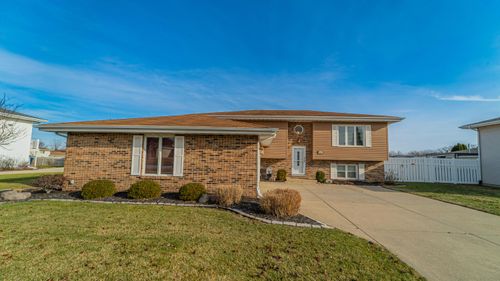 10421 Nieting Court, St. John, IN, 46373 | Card Image