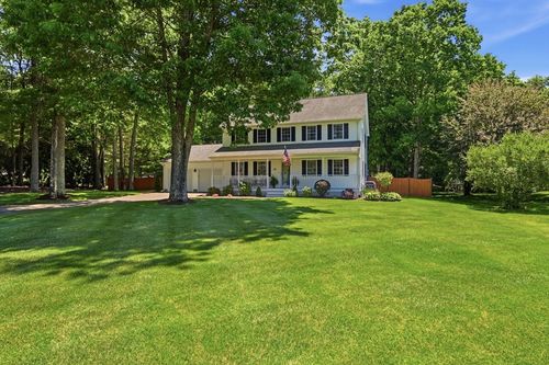 15 Nathaniel Way, Belchertown, MA, 01007-9309 | Card Image