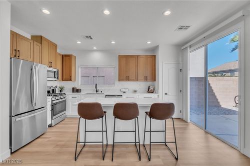 11606 Rossovino St, Las Vegas, NV, 89183-5559 | Card Image