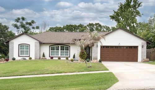 831 Forestwood Dr, Minneola, FL, 34715-7726 | Card Image