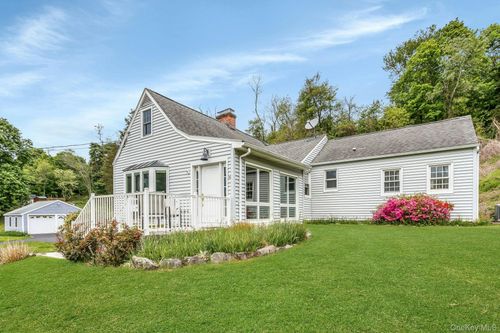 31 Spring St S, South Salem, NY, 10590-1437 | Card Image
