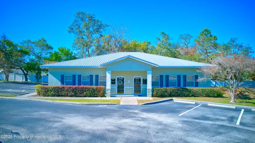 8344 Forest Oaks Blvd, SPRING HILL, FL, 34606-6844 | Card Image