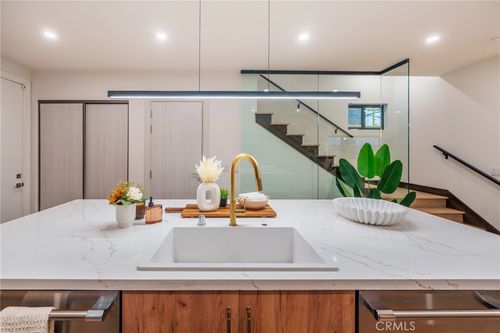 422 20th St, Huntington Beach, CA, 92648 | Card Image