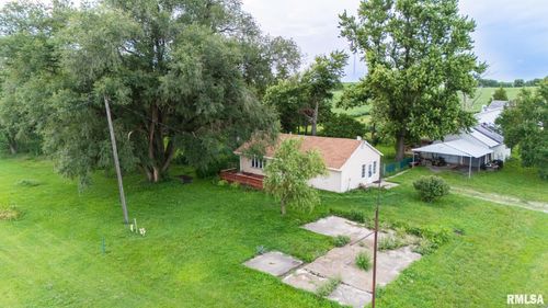 7025 Township Road 1800 E Road, Wyoming, IL, 61491 | Card Image