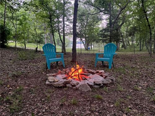 2 N Orchard Ln, Mound City, KS, 66056-5429 | Card Image