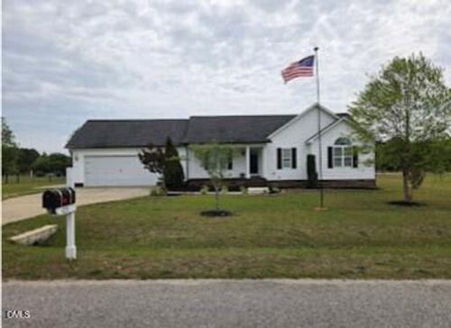 105 Jj Dr, Benson, NC, 27504-9612 | Card Image