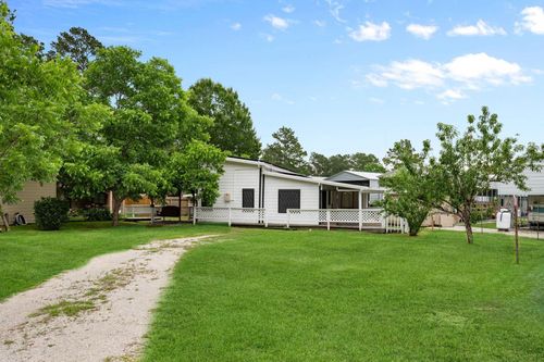304 Sunrise Dr, Livingston, TX, 77351-6516 | Card Image