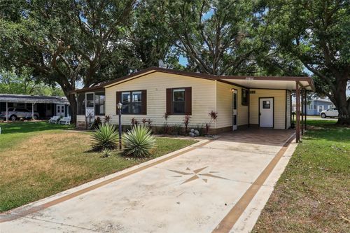 24802 Pine Hl, LEESBURG, FL, 34748-8344 | Card Image
