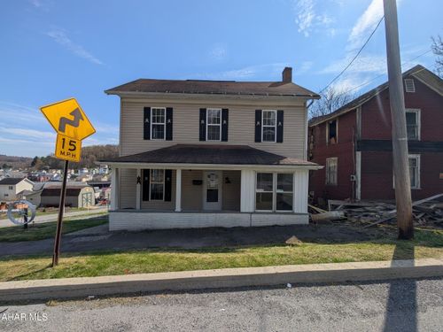 809 Beech Ave, Patton, PA, 16668-1405 | Card Image