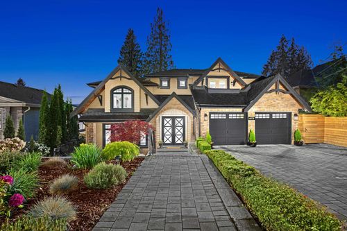 673 Sylvan Ave, North Vancouver, BC, V7R2E8 | Card Image