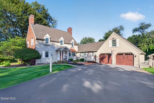 41 St Agnes Ln, Albany, NY, 12211-2038 | Card Image