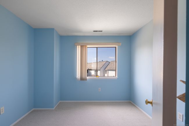124 - 560 Yale Ave, Condo with 3 bedrooms, 3 bathrooms and 3 parking in Meriden CT | Image 11