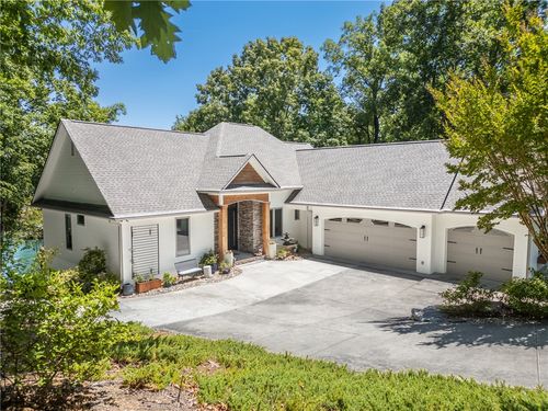 206 N Beacon Shores Dr, Seneca, SC, 29672-6957 | Card Image