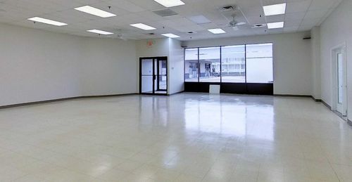 {{alt}} | Card Image