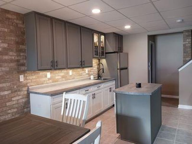 935 Stony Lake Ct, Condo with 2 bedrooms, 3 bathrooms and null parking in Oxford MI | Image 24