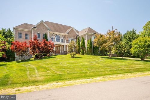 1002 Sherman Ct, Great Falls, VA, 22066-1362 | Card Image