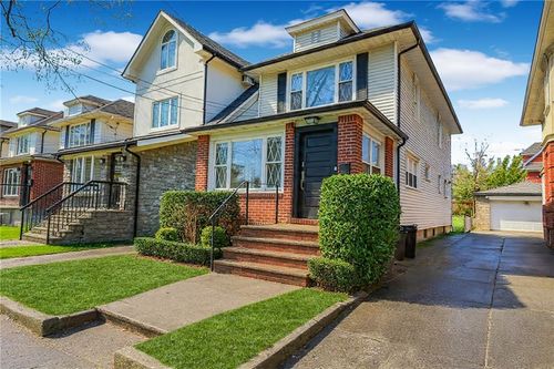 1774 E 22nd St, Brooklyn, NY, 11229-1525 | Card Image