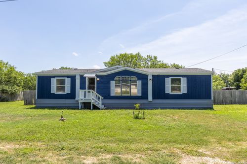 702 N 11th St, Junction, TX, 76849-3612 | Card Image