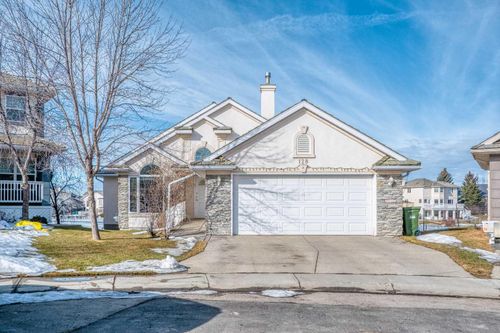 128 Coral Shores Cape Ne, Home with 7 bedrooms, 1 bathrooms and 2 parking in Calgary AB | Card Image