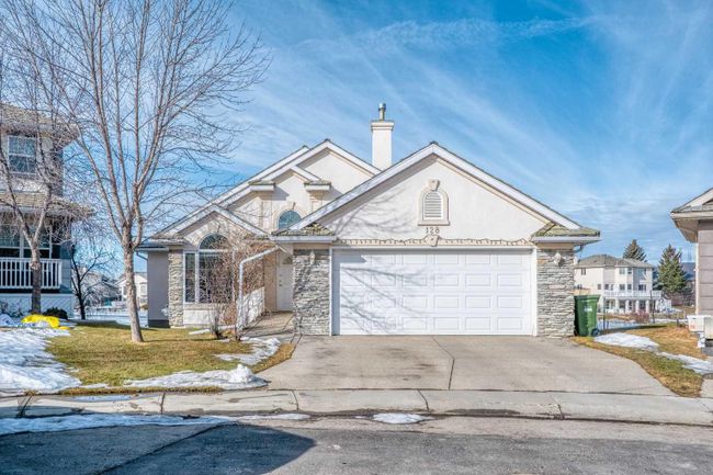 128 Coral Shores Cape Ne, Home with 7 bedrooms, 1 bathrooms and 2 parking in Calgary AB | Image 1