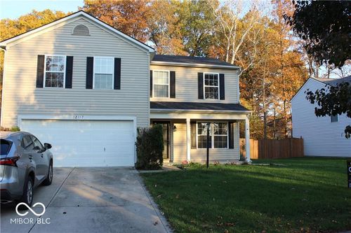 12117 Royalwood Ct, Fishers, IN, 46037-3936 | Card Image