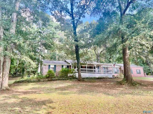 2000 Westwood Circle, Hartselle, AL, 35640 | Card Image