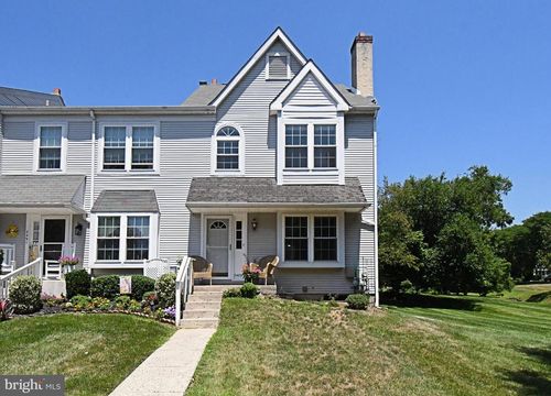2489 Hillendale Dr, West Norriton, PA, 19403-5157 | Card Image