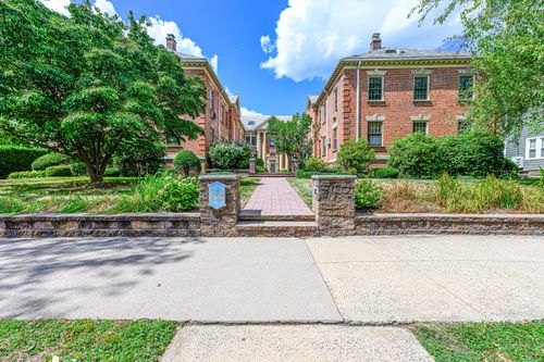 apt-f-148 Everit St, New Haven, CT, 06511-1346 | Card Image