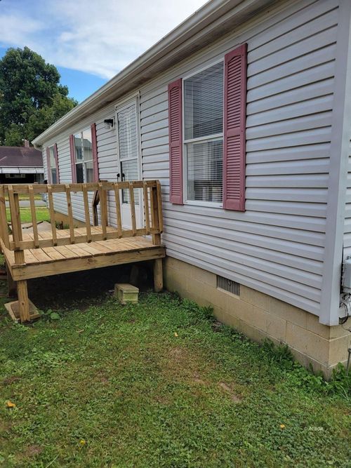 308 West Washington St, Nelsonville, OH, 45764 | Card Image