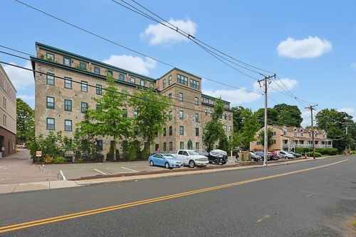 308-426 Mount Hope St, North Attleboro, MA, 02760 | Card Image