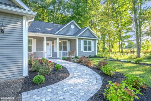 17217 Bordman Rd, Berlin, MI, 48002-4114 | Card Image