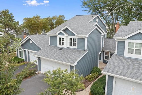 27 Sarahs Grove Ln, Schaumburg, IL, 60193-1667 | Card Image