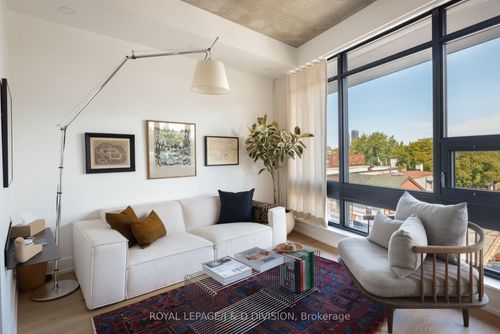 405-1239 Dundas Street W, Toronto, ON, M6J1X6 | Card Image