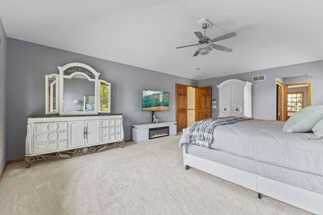 Primary bedroom/suite with new carpeting | Image 29