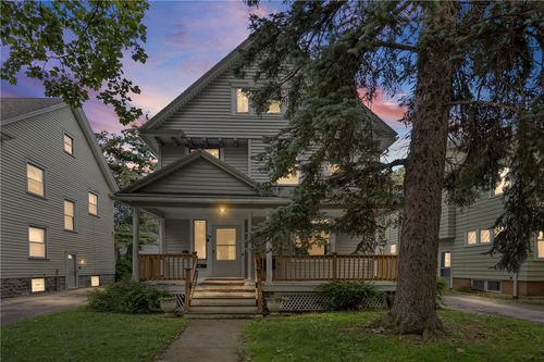 98 Melrose St, Rochester, NY, 14619-1802 | Card Image
