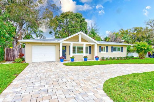 316 Barbara Cir, BELLEAIR, FL, 33756-1042 | Card Image