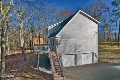 GARAGE AND DRIVEWAY | Image 3