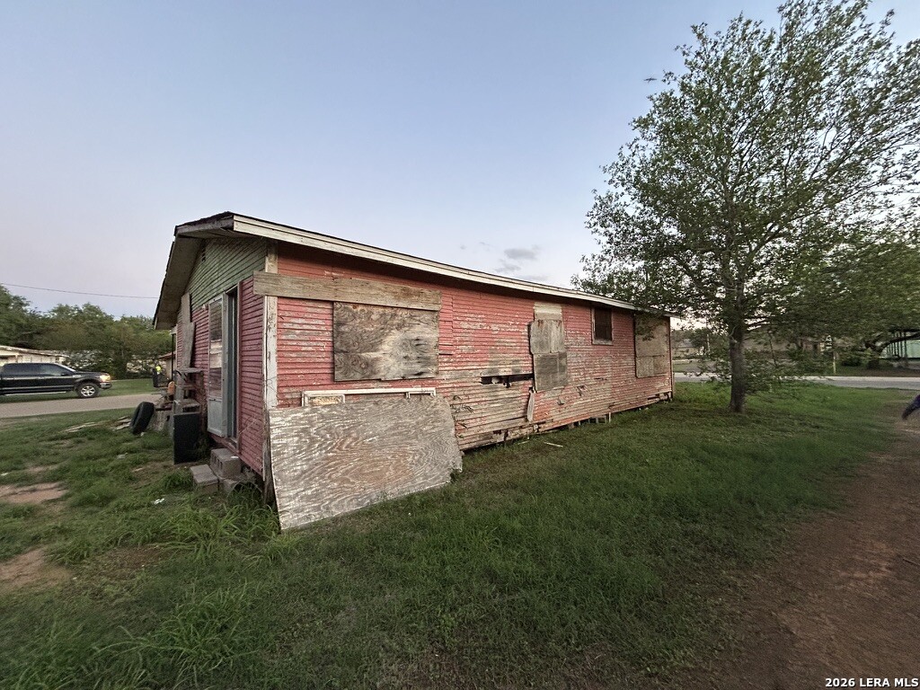 Residential in Cotulla 3