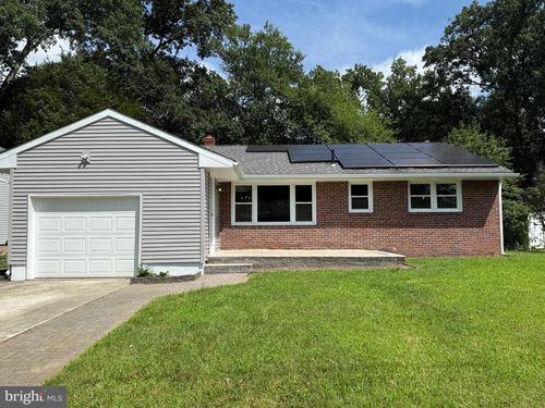 521 Pasadena Dr, Magnolia, NJ, 08049-1631 | Card Image