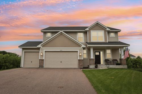 7205 208th Cir N, Forest Lake, MN, 55025-2903 | Card Image
