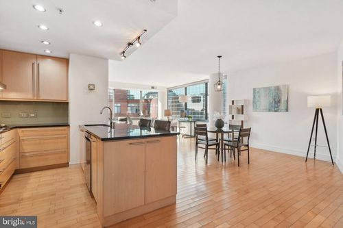 apt-1008-2001 15th St N, ARLINGTON, VA, 22201-2696 | Card Image