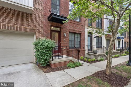 5623 44th Ave, HYATTSVILLE, MD, 20781-1656 | Card Image