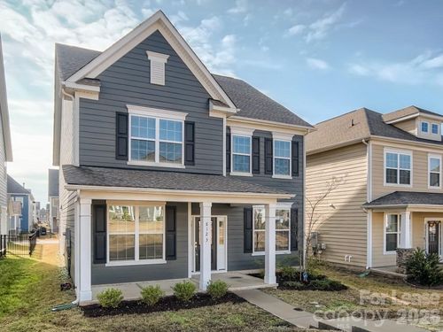 8123 Cornhill Ave, Charlotte, NC, 28277-0810 | Card Image