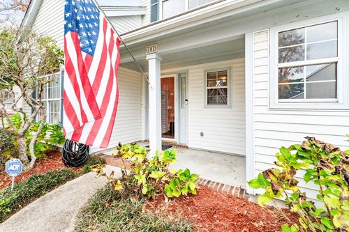 101 Durrell Ct, Goose Creek, SC, 29445-7011 | Card Image
