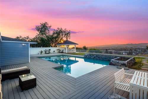 761 W Country Hills Dr, La Habra, CA, 90631 | Card Image