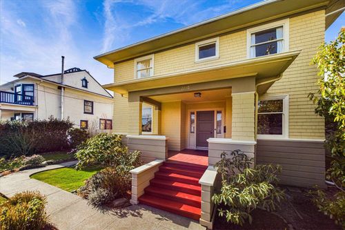2220 E St, Eureka, CA, 95501-3735 | Card Image