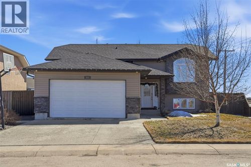 101 Lakeridge Dr, Warman, SK, S0K0A1 | Card Image