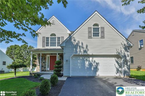 1944 Grigio Pl, Easton, PA, 18045-5460 | Card Image